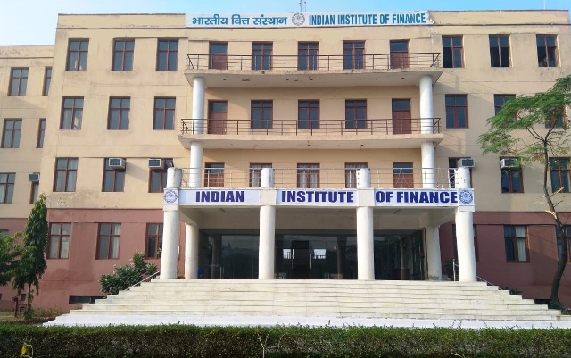 mba-in-finance-and-hrm-course-eligibility-syllabus-career-top